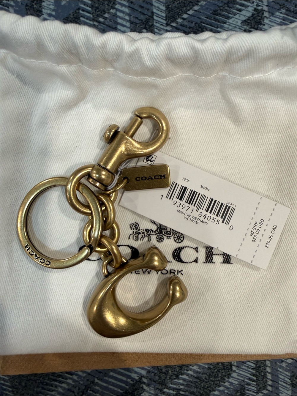 Coach Brass-Tone Chunky 'C' Key Charm - Gold with Dust Bag - Picture 3 of 4